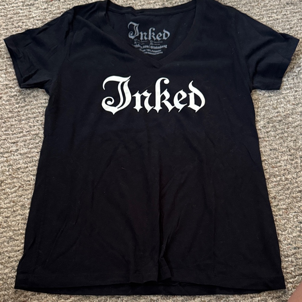 Black Short Sleeve Women's Tee